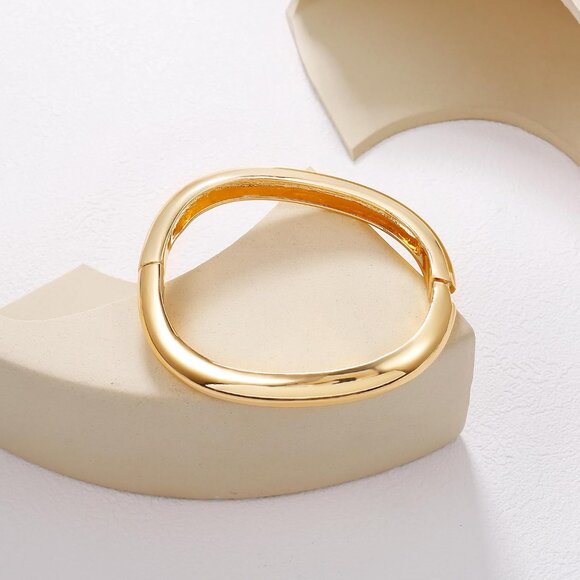 Elegant Wide Gold Cuff Bangle Bracelets for Women, Set of 2, Irregular Design, M - Picture 3 of 6